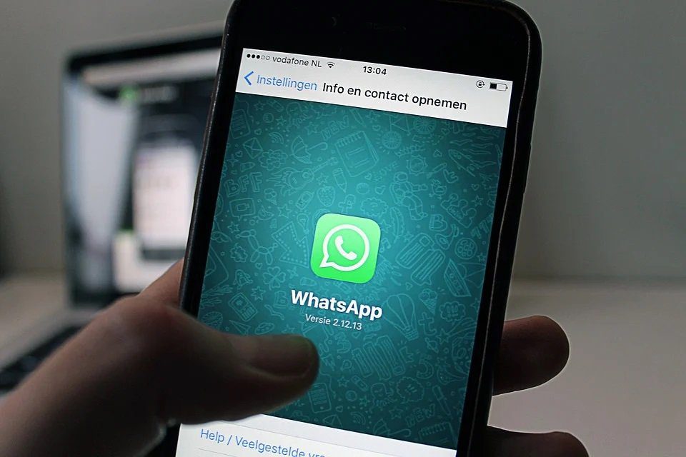 Facebook, Whatsapp finisce sotto la lente del Garante privacy