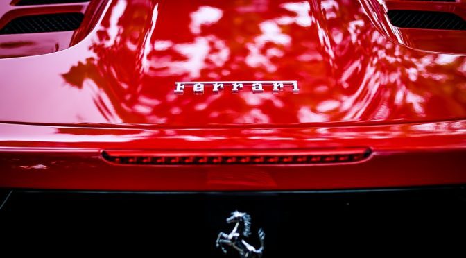 Ferrari ed EssilorLuxottica sempre più alleate, rinnovata e ampliata la partnership