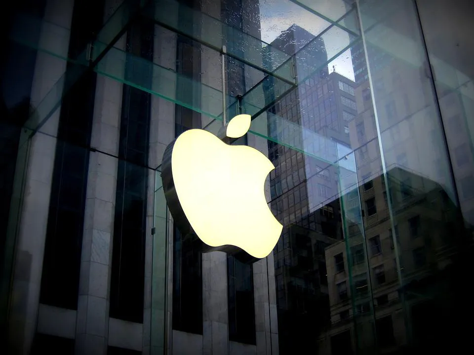 Azioni Wall Street Apple alza il velo sul dividendo, cedola ad agosto 2022